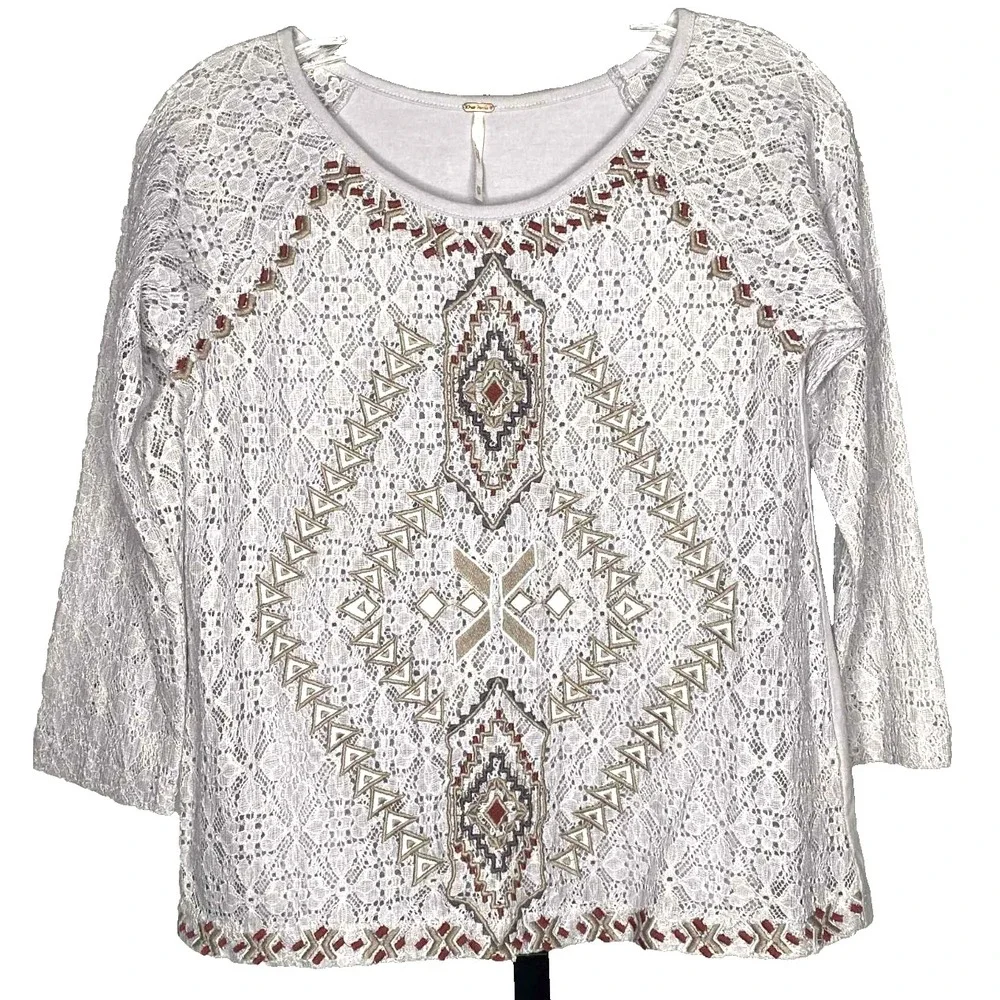 Free People‎ blouse Size XS 3/4 Sleeve boho tribal crochet Embroidered gray top